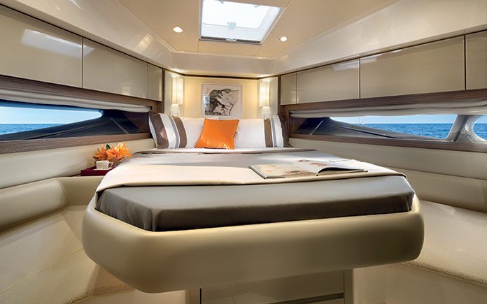 azimut-atlantis-50-vip-cabin