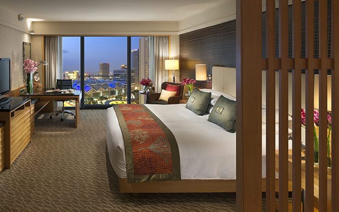 mandarin-oriental-singapore-room-1