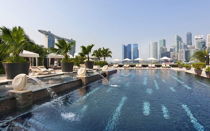 mandarin-oriental-singapore-spa-and-wellness-fitness-and-wellness-pool