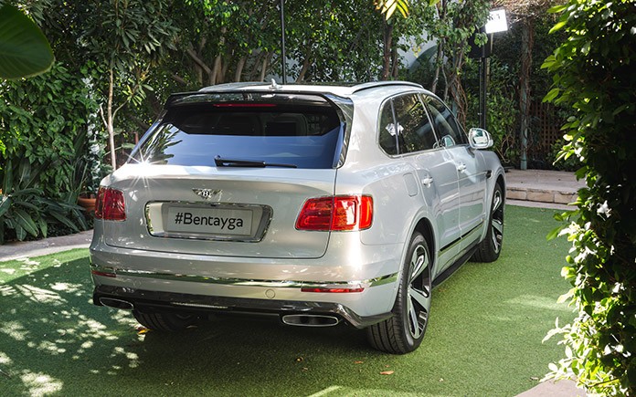 bentley-debuts-bentayga-first-edition-2