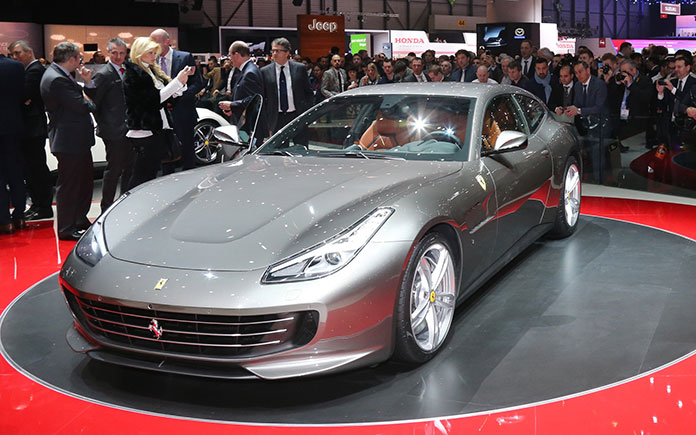 Ferrari GTC4 Lusso at Geneva Motor Show 2