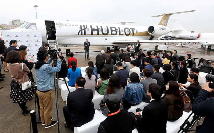 5-hublot-joins-hands-with-sino-jet-to-lead-the-premium-flying-experiences