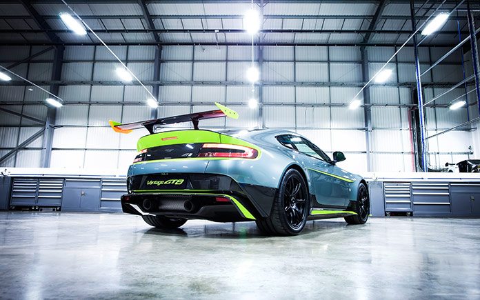 aston-martin_vantage-gt8_06