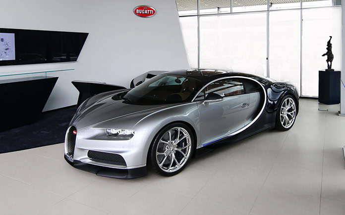 bugatti-chiron-showroom-duesseldorf-1