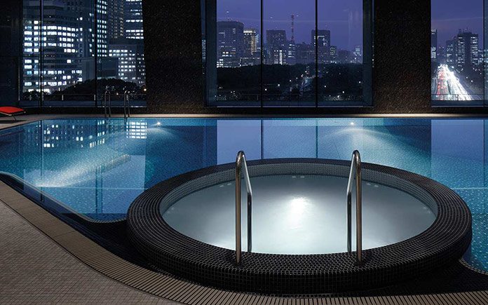 palace-hotel-tokyo-swimming-pool