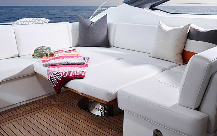 sport-yacht-princess-v58-open-1