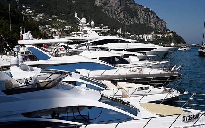 yachts-italian-lifestyle-capri-yachting-gala-8