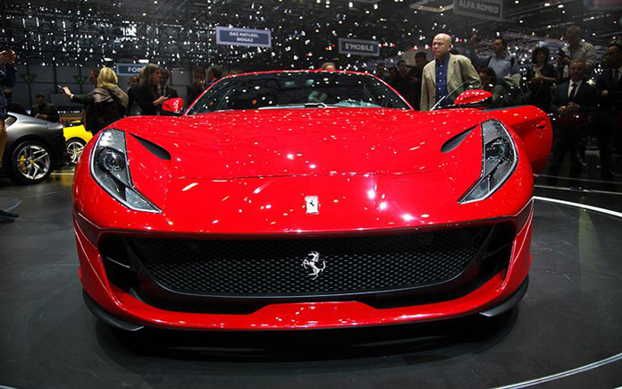 ferrari-812-superfast-geneva-motor-show-3